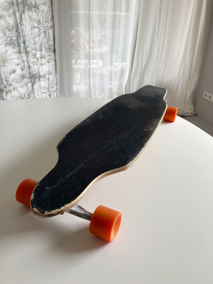 Longboard Grau Orange Skateboard in Hamburg