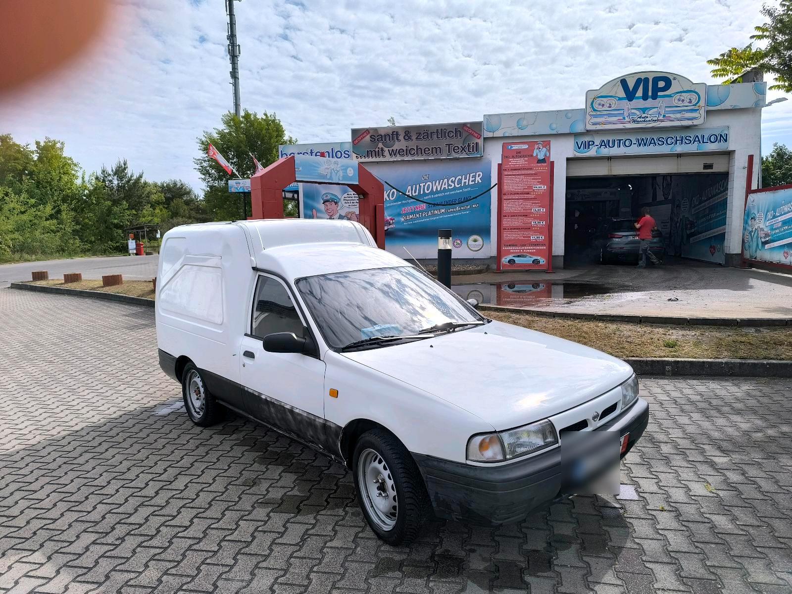 Abbildung des Autos 93 Nissan Sunny  1.7D 40…