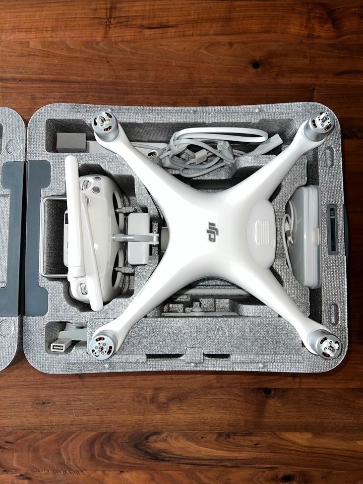 Dji Phantom 4 Pro Drohne + ND Filter Set in München
