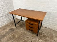 Mid century Teak Schreibtisch Düsseldorf - Bilk Vorschau