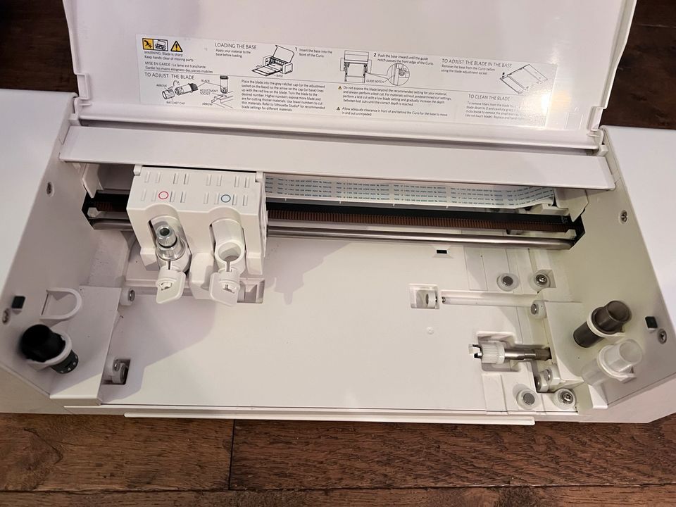 CURIO Silhouette Schneideplotter mit Zubehör in Werl