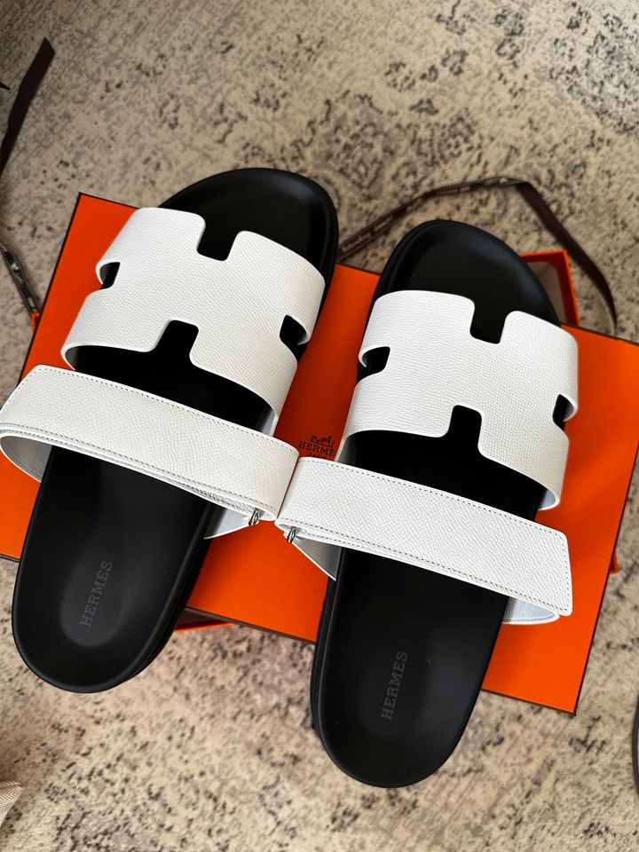 Hermes Hermès Chypre Sandalen in Bremen