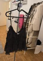 Schwarzes Plissee ZARA Shirt mit Rüschen München - Sendling Vorschau
