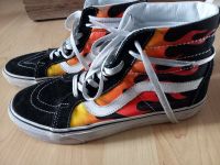 VANS Sk8-Hi high Größe 41  schwarz mit Flammen Rockabilly Bayern - Ingolstadt Vorschau