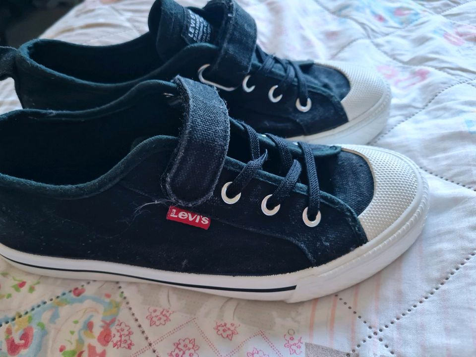 Levis Kinder Schuhe in Magdeburg