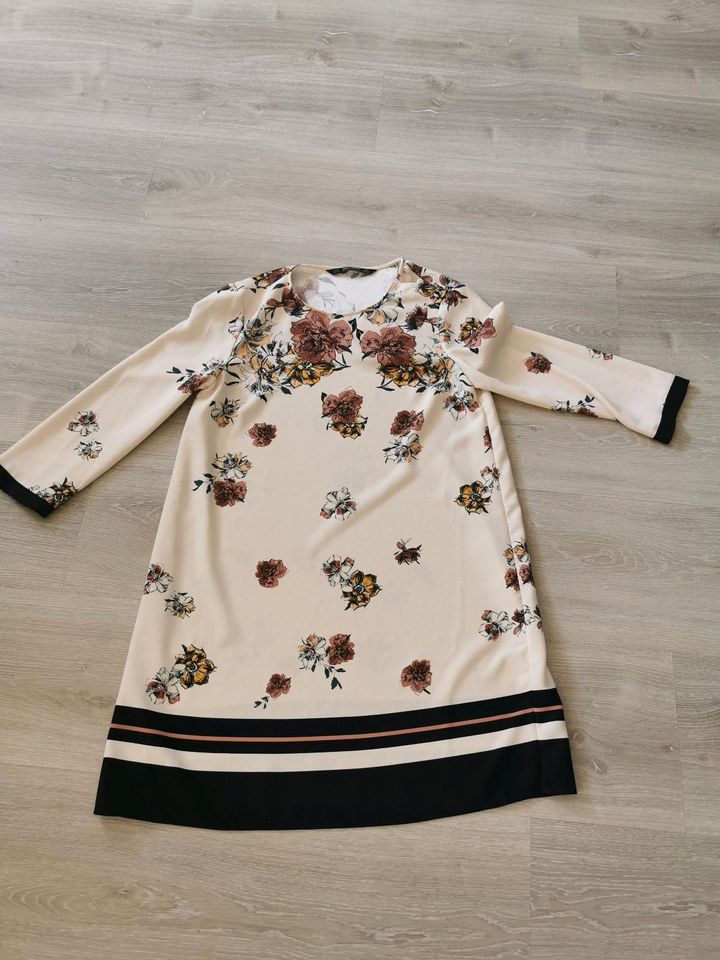 Zara Damen Kleid Longbluse Gr. 38 top Zustand Comma Style in Timmenrode