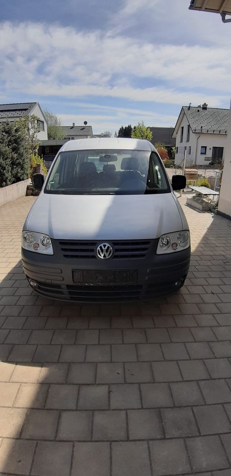 Volkswagen Caddy Life 1.6 5-Sitzer in Kißlegg