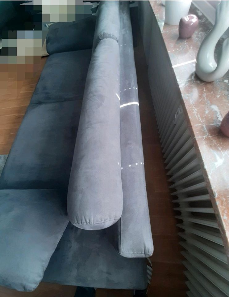 Zu verschenken!!!!Sofa /Couch Top Zustand  Nur Abholung in Harsum