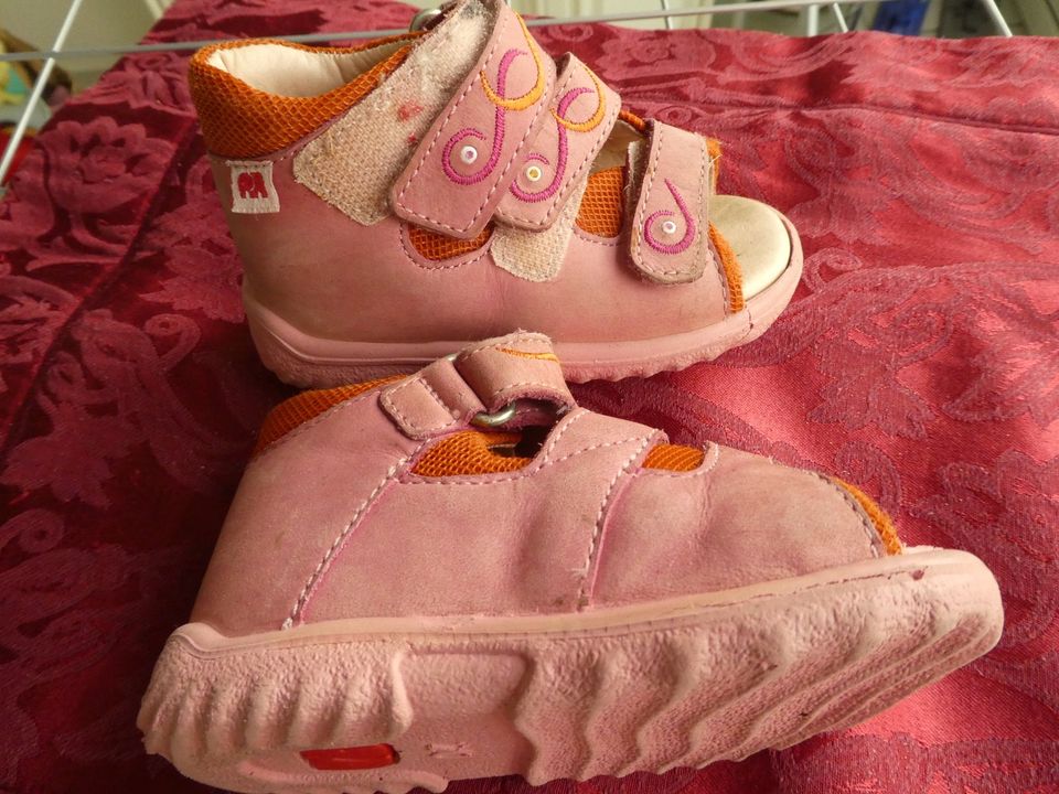 Elefanten Baby Mädchen Leder Sandalen Gr. 20  Top ! in Dresden