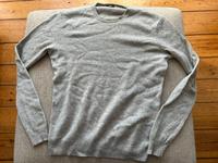 Uniqlo Pullover Wolle grau L Mitte - Wedding Vorschau