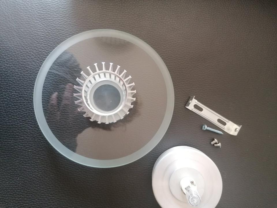 Deckenleuchte Deckenlampe Ø17cm Aluminium Glas Sonnenstrahl in Wiesbaden