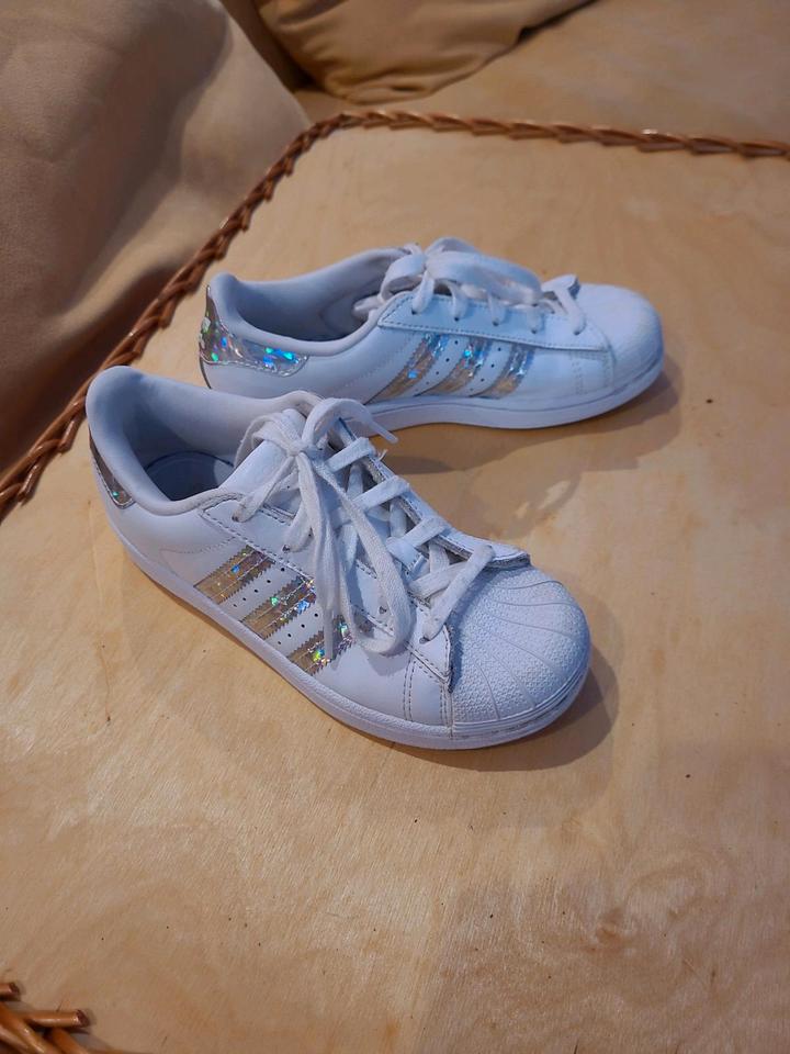 Adidas originals superstar 2 sales