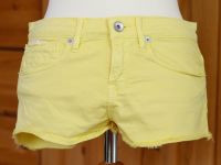 SUPERDRY JEANS SHORTS HOSE HOT PANTS GELB W26 34/36 WIE NEU!!! Hessen - Felsberg Vorschau