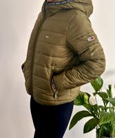 Tommy Hilfiger übergangsjacke daunenjacke Jacke neuwertig Buchholz-Kleefeld - Hannover Groß Buchholz Vorschau