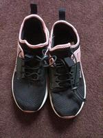 Schuhe Turnschuhe Sneaker BENCH Gr. 36 Sachsen - Langenweißbach Vorschau