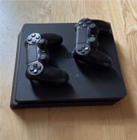 Sony PlayStation 4 2116b mit 1tB und zwei Controllern Kr. München - Grasbrunn Vorschau