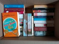 Bücherkarton ca. 10 kg der Inhalt sind Romane und Krimis Bayern - Windorf Vorschau