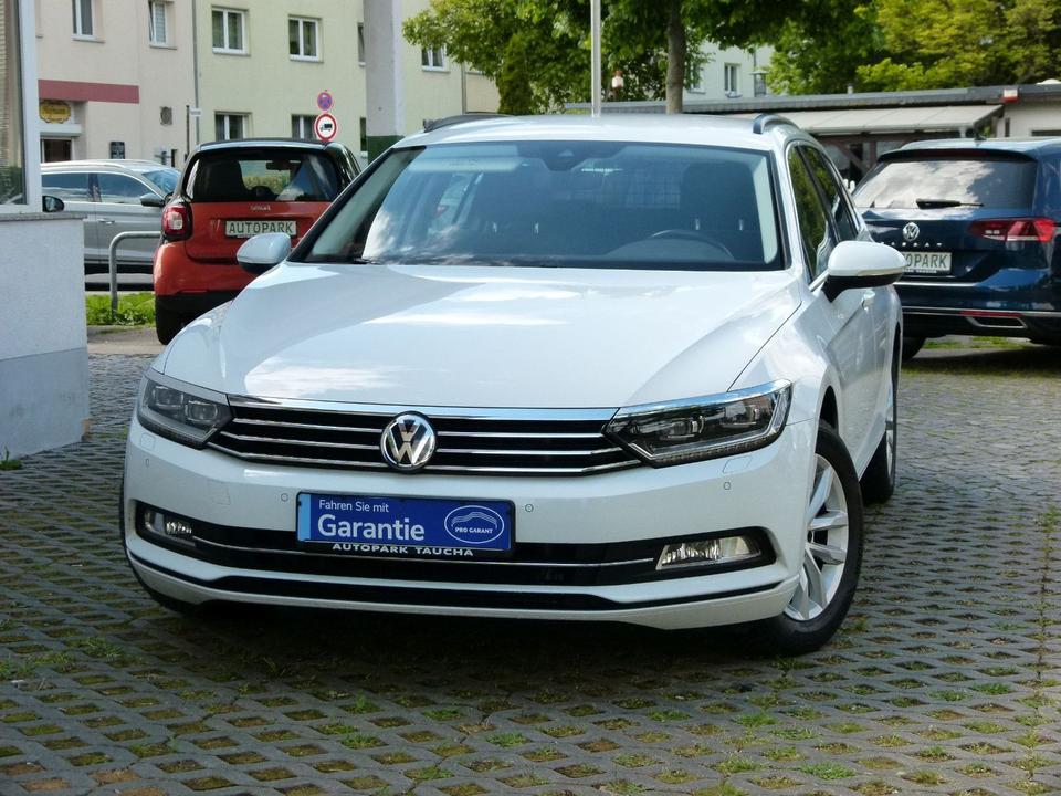 Volkswagen Passat Variant TSI 1.Hand LED TÜV 2027 +GARANTIE in Taucha