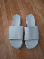 Sandaletten beige Gr.41 Hessen - Wölfersheim Vorschau