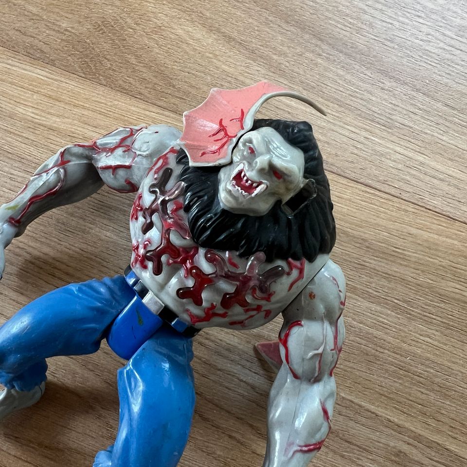 Spiderman Morbius Action Figur Vampire Wars 1990-1995 MARVEL in Gemmrigheim