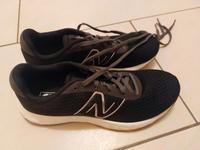 Laufschuhe Damen New Balance - W520 V8 schwarz Nordrhein-Westfalen - Herne Vorschau