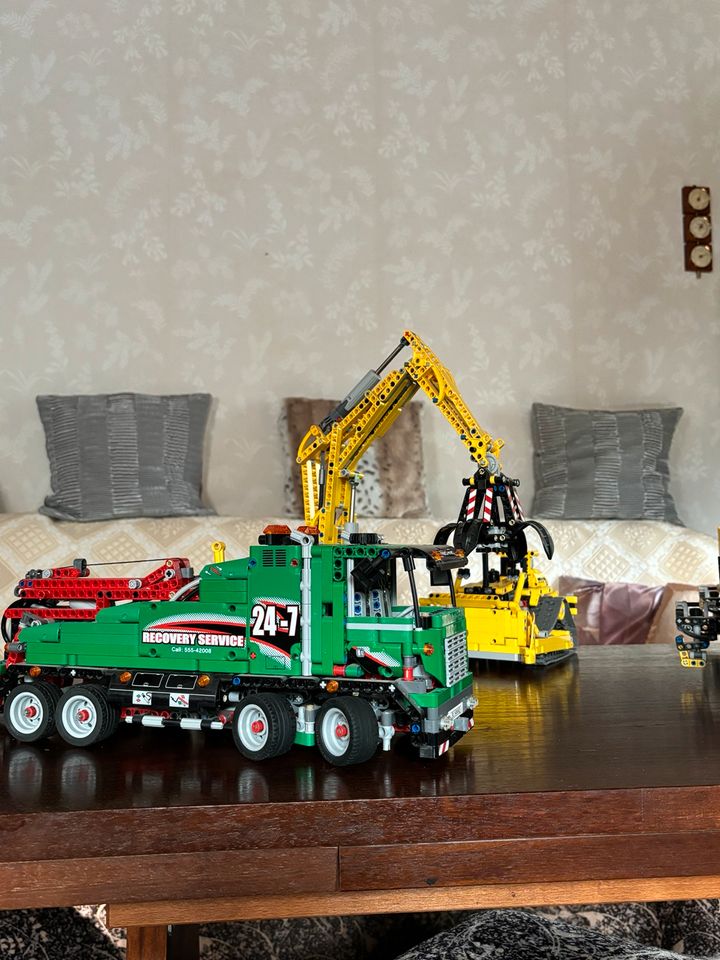 Lego Sammlung,  Elektronischer Bagger, Kran, Radlader und LKW Set in Eberswalde