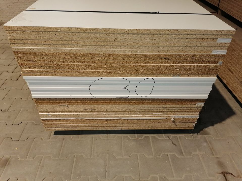 Spanplatten Regalboden Holzplatten Möbelbau 18 mm Nr. C30B in Hesel