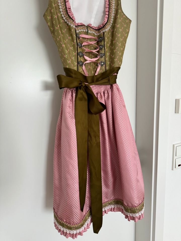 Krüger Dirndl rosa grün, Gr. 36 in Hadamar