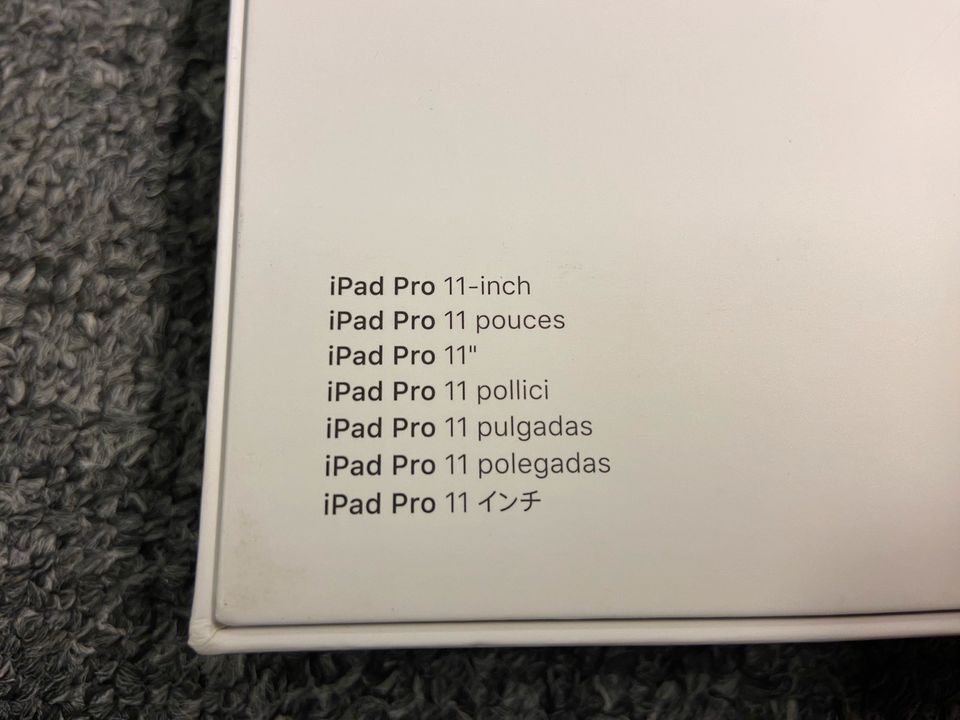 iPad Pro - Smart Keyboard Folio OVP in Butzbach