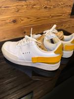 Nike Air Force 1 N.354 - Gold / Weiss / Gelb - Größe 42 Bayern - Geretsried Vorschau