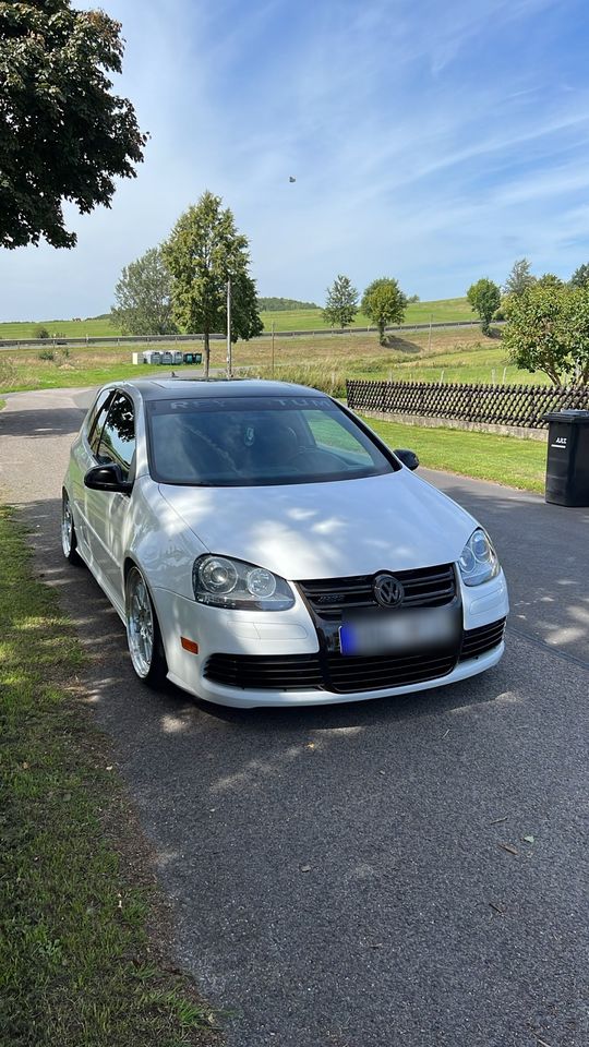 Golf 5 r32 Us 3776 in Hillesheim (Eifel)