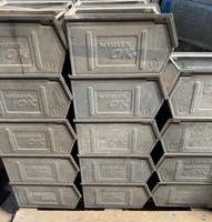 100 x Stapelkiste Metallkiste Lagersichtkasten Box verzinkt Hessen - Karben Vorschau