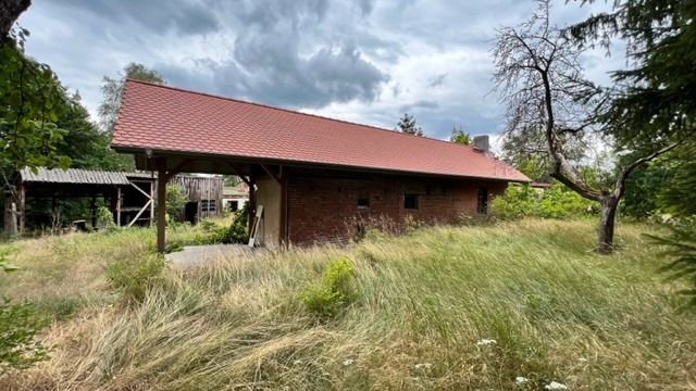 Baugrundstück mit Nebengebäude und ehemalige Baracke in Massivbauweise in Lieberose