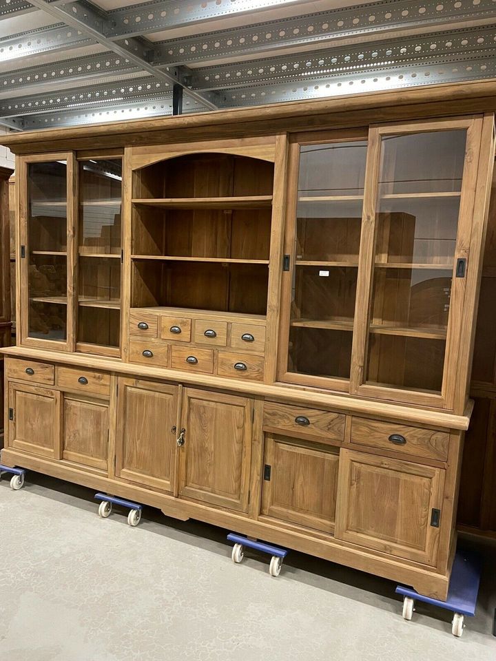 VITRINENSCHRANK TEAKHOLZ 300 CM HALUS WOHNZIMMER SCHRANK NEU in Wermelskirchen