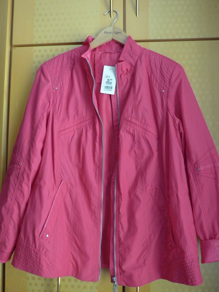 NEU m.Etik.,moderne Übergangs- Jacke, Taschen, du. PINK in München