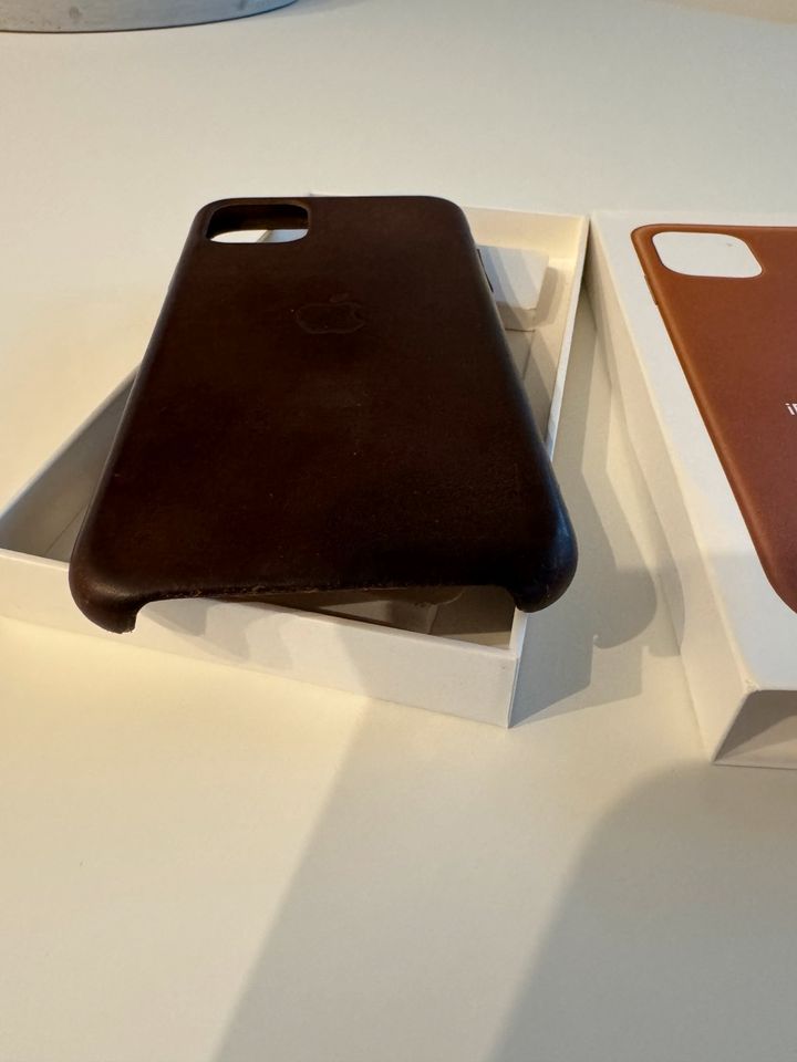 IPhone 11 Pro Max Leather Case Sattelbraun in Vlotho