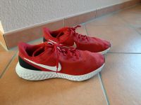 Nike sneaker rot Gr. 44 TOP!!! Niedersachsen - Buxtehude Vorschau