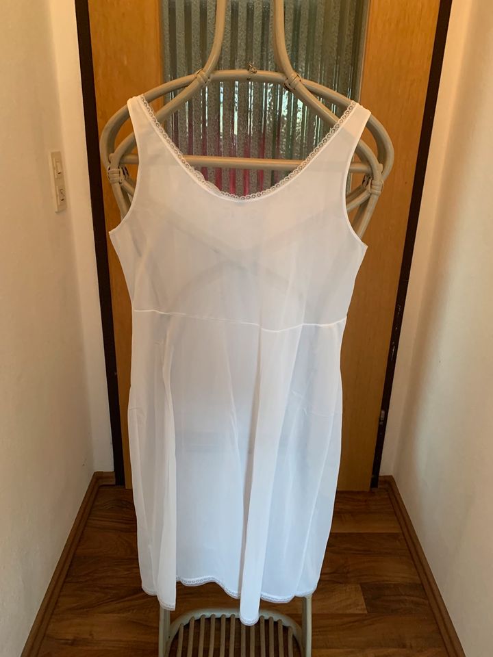 Unterkleid Negligee weiß neu in Speichersdorf