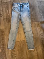 Jeans von only in Größe M, Länge 34 Niedersachsen - Sulingen Vorschau