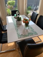 Moderner Esstisch mit Lederschwingstühlen Niedersachsen - Wiefelstede Vorschau