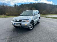 Mitsubishi Pajero 3.2 DI-D Dakar Bayern - Barbing Vorschau