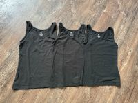 H&M 3 Tank Tops Shirts Schwarz 146 152 Top Zustand Niedersachsen - Rastede Vorschau