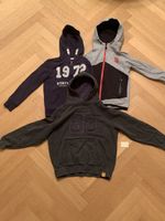 3 Strickjacken / Hoodies Größe 134/140 Kr. München - Gräfelfing Vorschau