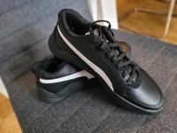 *NEU* ORIGINAL PUMA SNEAKER / TURNSCHUHE (Gr. 37) Nordrhein-Westfalen - Baesweiler Vorschau