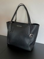 Handtasche in schwarz von Michael Kors Bayern - Sulzbach a. Main Vorschau