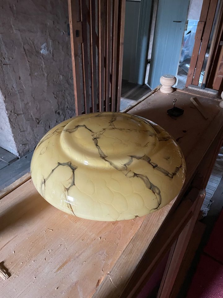 Dachbodenfund Lampe Mid Century gelb beige vintage retro in Trier