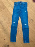 Hosen Paket 6 Hosen. Hollister, Zara, Stradivaris gr. XS 34 36 Bayern - Heroldsberg Vorschau