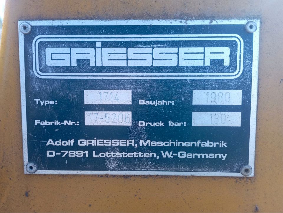 Griesser 1714 Mistbagger, Bagger, Lader, Mistlader in Freiburg im Breisgau