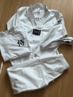 Decathlon Teakwondo Anzug + T-Shirt gr 150 Nordrhein-Westfalen - Essen-Margarethenhöhe Vorschau
