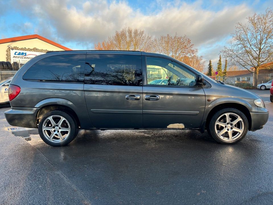 Chrysler Voyager 2.8 CRD LX Grand Voyager in Schweinfurt